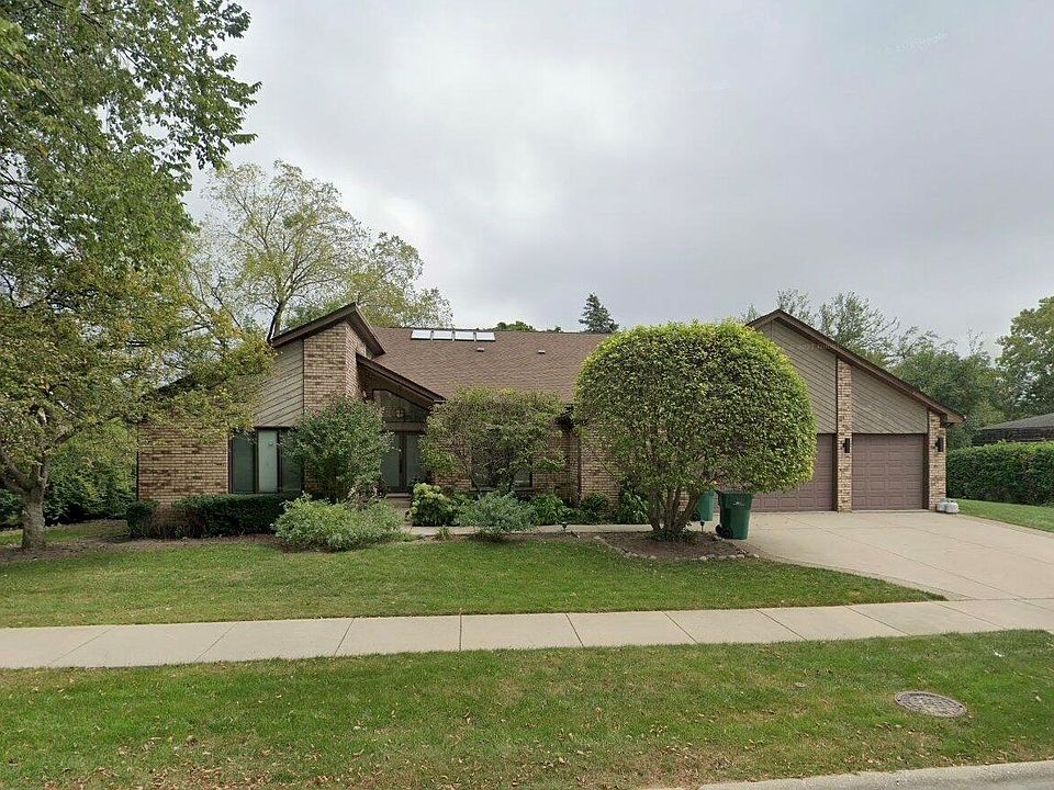 1st image of 231 Park Ln