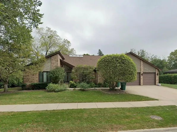231 Park Ln, Deerfield, IL 60015