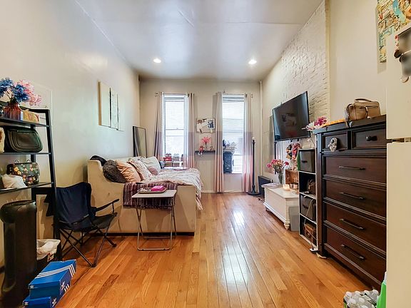 5th image of 307 E 119th St #12FAM