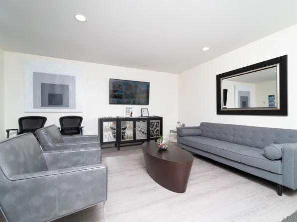 6209 60th St, Red Deer, AB T4N 6M7