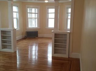 35 Frederick St FLOOR 3, Providence, RI 02908