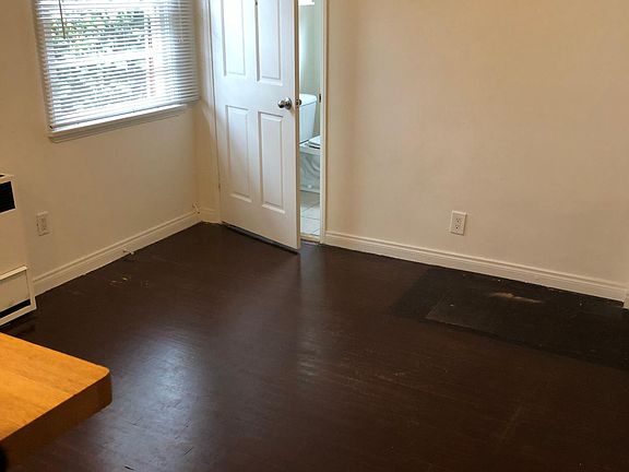 2nd image of 1841 21st St APT B