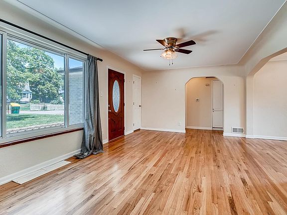 3rd image of 7410 W 9th Ave