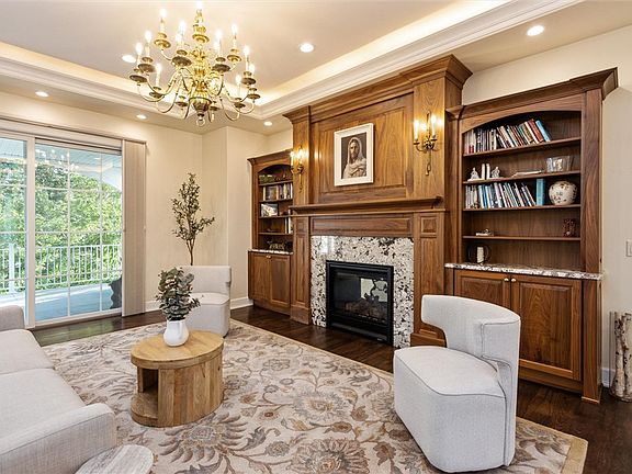 5th image of 4732 Audubon Way