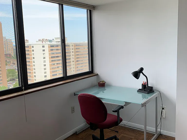 9 Hawthorne Pl #16B — Photo 14