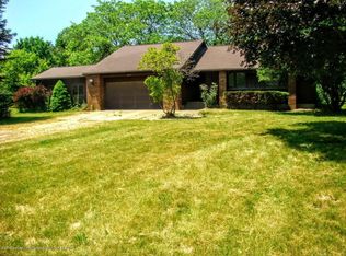 10360 Barnes Hwy, Eaton Rapids, MI 48827