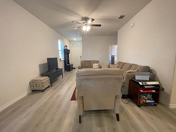 2nd image of 1616 Babb Ln