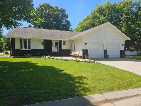 527 2nd Ave SE, Pelican Rapids, MN 56572