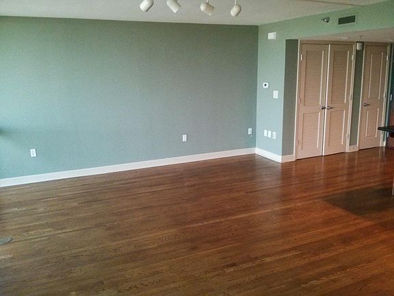 3rd image of 600 E Admiral Blvd #1306