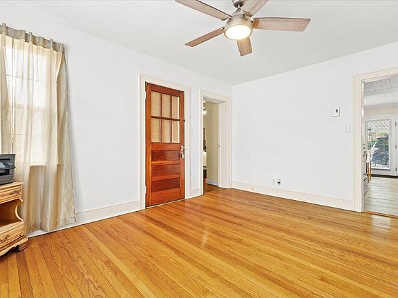 4th image of 10664 Bent Mountain Rd