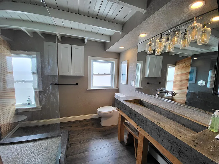 39 Ocean Blvd — Photo 19