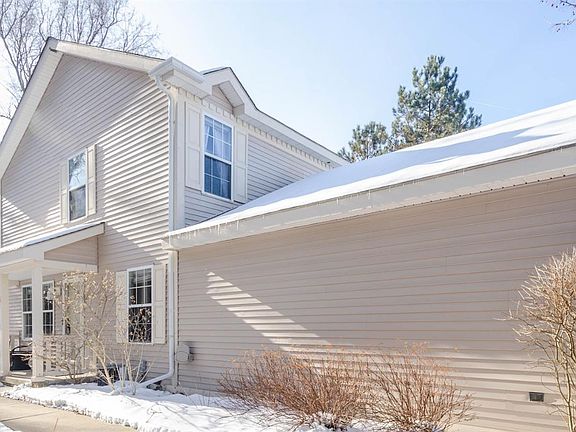 4th image of 8042 Colonial Ln #5