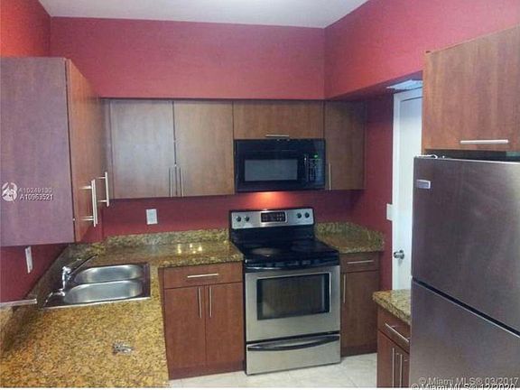 2nd image of 3501 S Jackson St #412