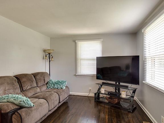 4th image of 2918 Leatherwood Dr