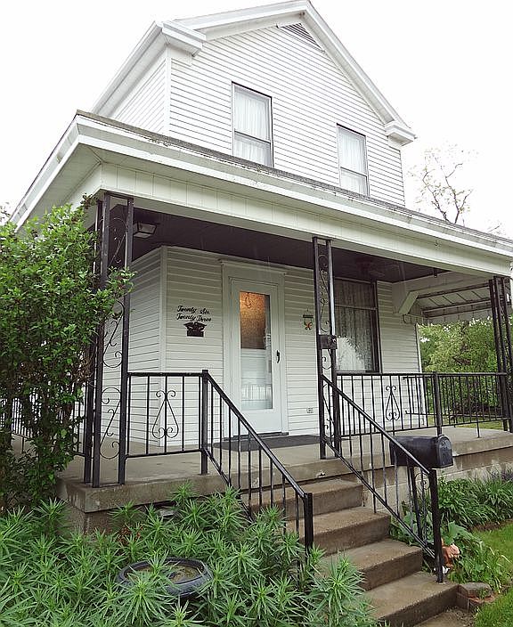 Bushes to left now removed