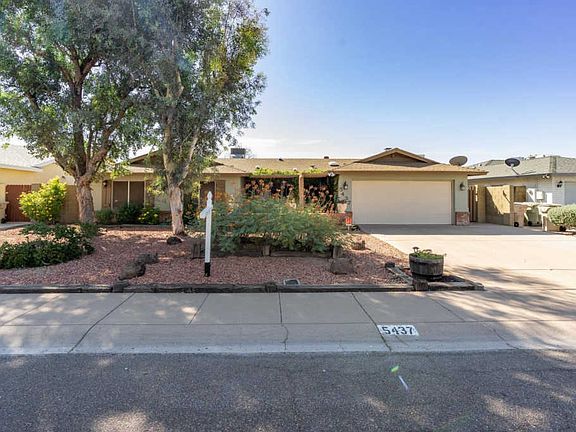 3rd image of 5437 W Dahlia Dr