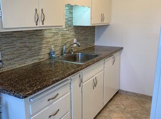 27 E 41st Pl #C, San Mateo, CA 94403