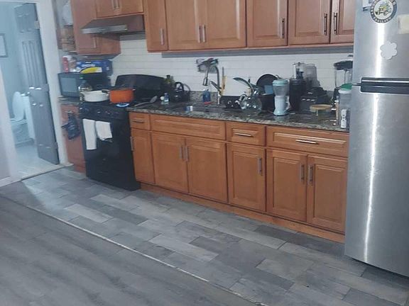 5th image of 133 Eaton Pl