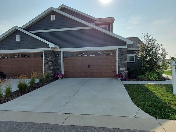 2nd image of 6555 Cortland Park