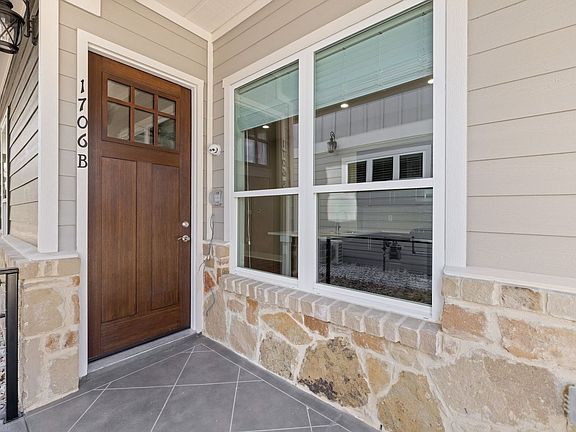 2nd image of 1706 Cedar Bend Dr #B