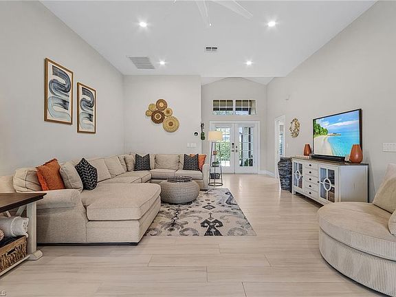 4th image of 7596 San Miguel WAY