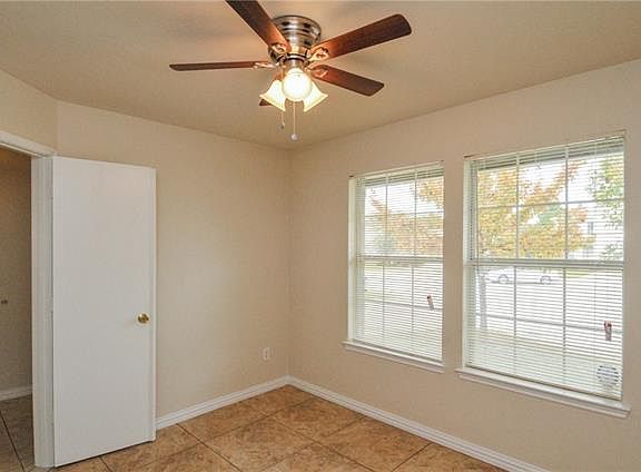 5th image of 6806 Clark Vista Dr