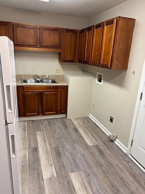 1 bed, 700 sqft, $725 — Photo 3