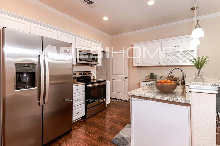 103 Griffin St — Photo 2