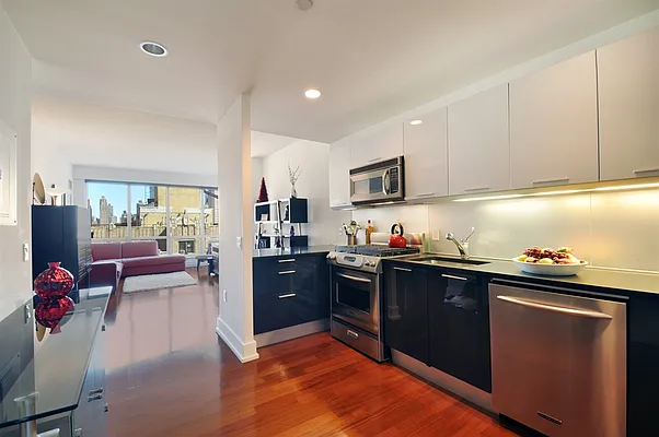 Rented by Corcoran | media 22