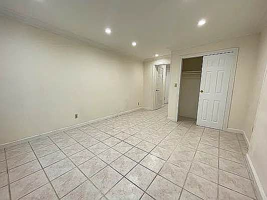 4th image of 107 E 89th St APT 5C