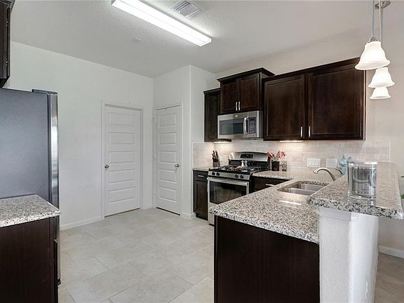 2nd image of 1620 Bryant Dr Unit 2402