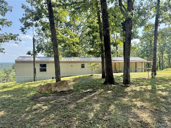 4600 Victoria Woods Ct, De Soto, MO 63020
