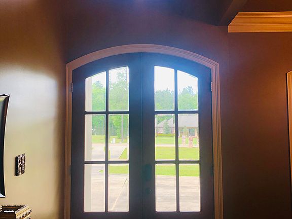 3rd image of 1417 Lake Dr