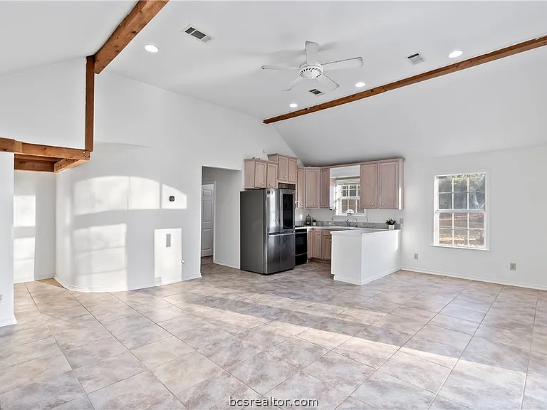 8111 S FM 2038 — Photo 25