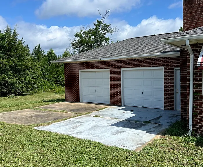 471 Rev Alex Brown Rd — Photo 2