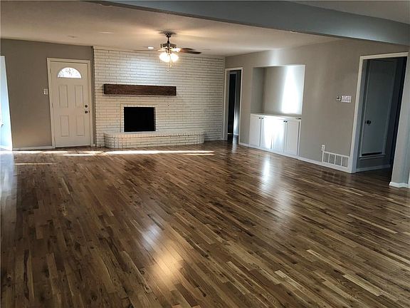 4th image of 1332 Andante Dr