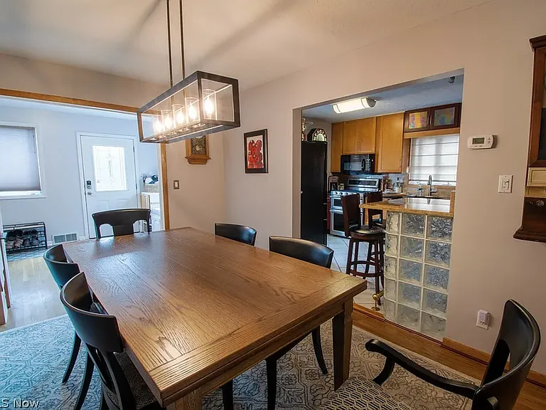 37 N Pershing Ave #A — Photo 5