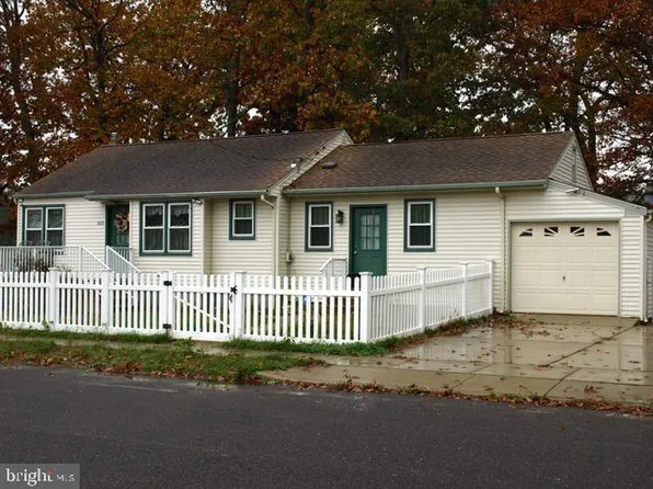 800 Erial Rd, Pine Hill, NJ 08021