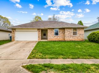 1036 N Colgate Ave, Springfield, MO 65802