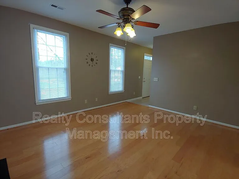 3310 Mill Spring Ct — Photo 7