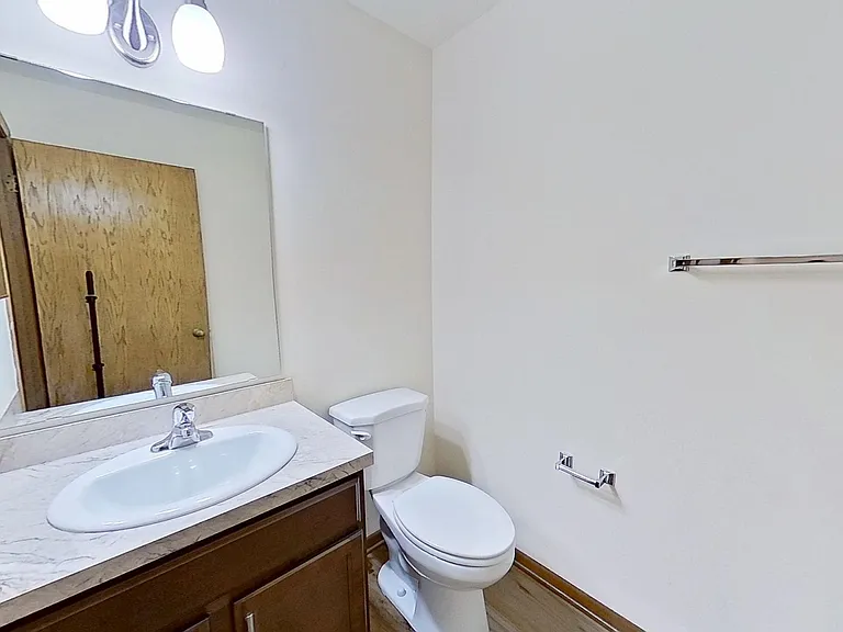 N83W13692 Fond Du Lac Ave #16 — Photo 22