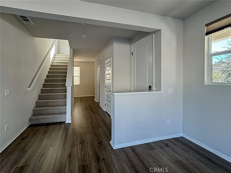 40247 Birchfield Dr — Photo 8