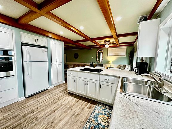 3rd image of 9242 Steinbarger Lake Dr