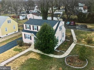 200 Edwards Dr, Brookhaven, PA 19015