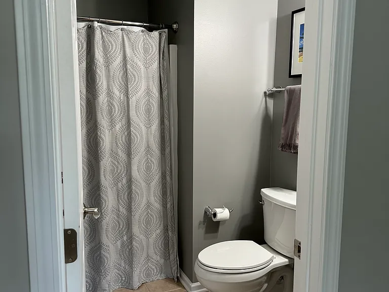 1411 Hamlin Park Cir — Photo 16