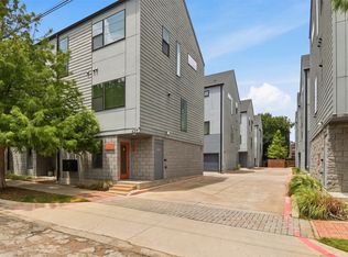 427 W 10th St #101, Dallas, TX 75208