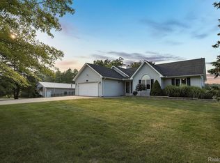 14150 Hough Rd, Allenton, MI 48002