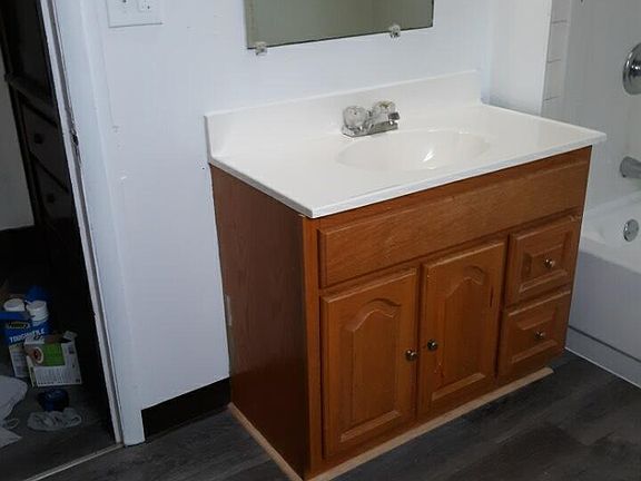5th image of 504 Woodland Ave