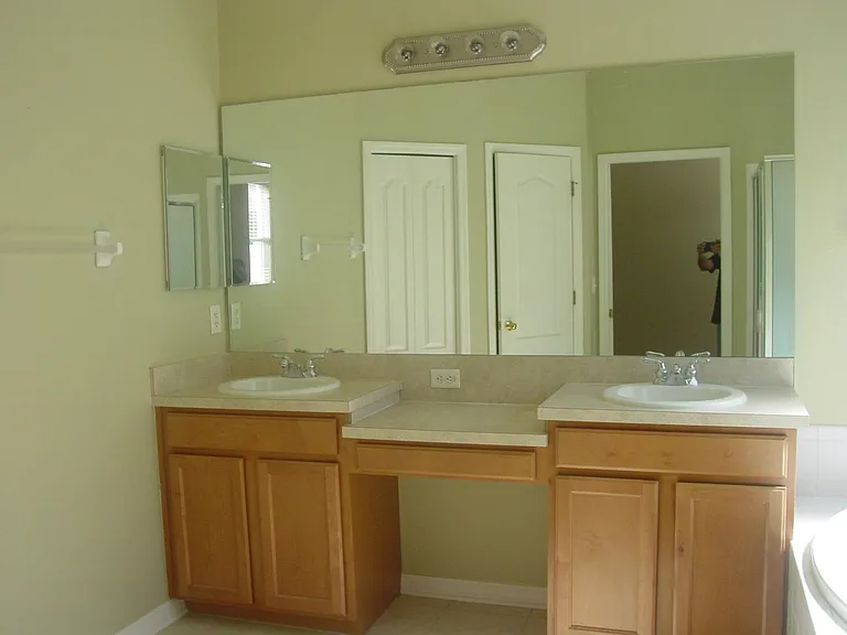 1207 Gentilly Ln — Photo 11