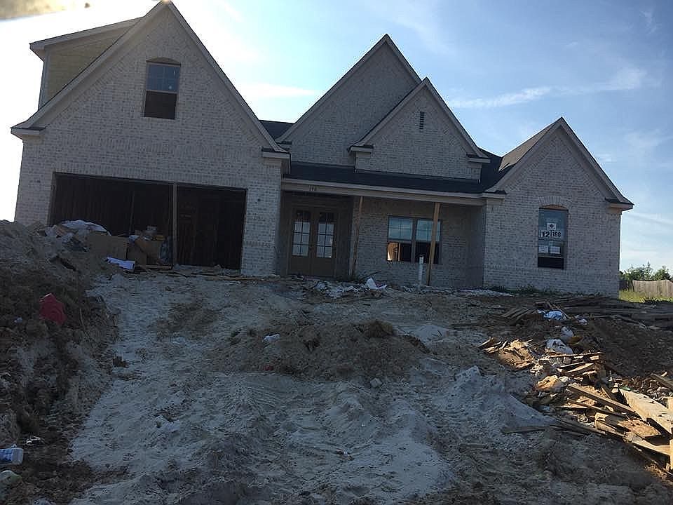 2nd image of 190 Cross Creek Dr